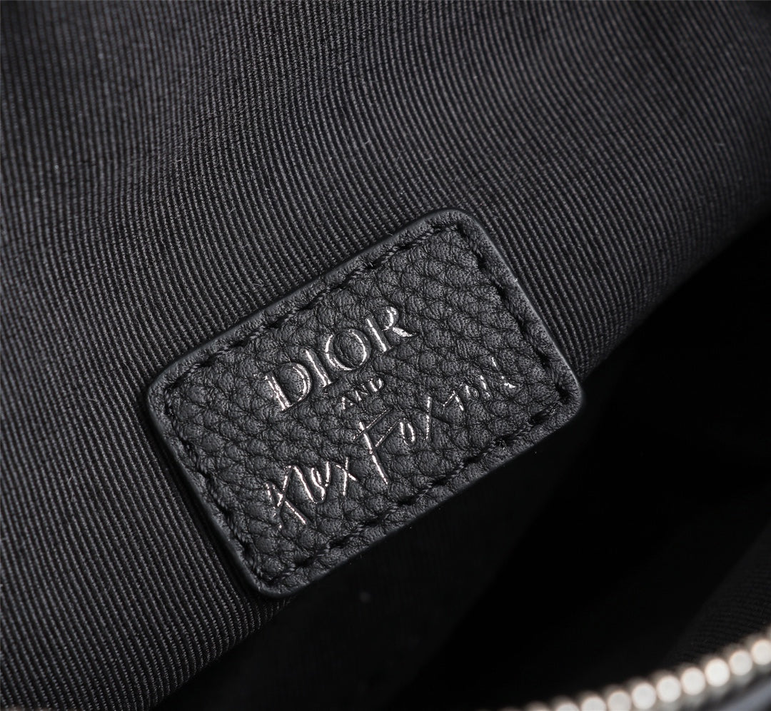 Dior 1ADPO093 Saddle Bag Black Grained Calfskin