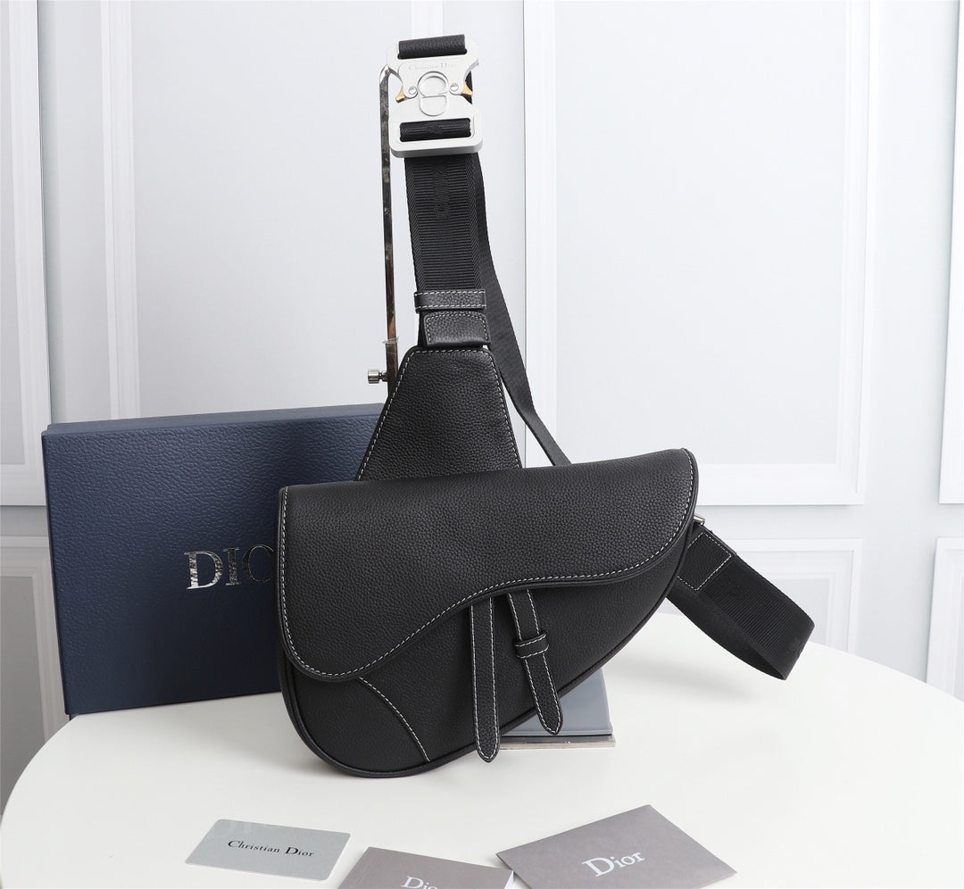 Dior 1ADPO093 Saddle Bag Black Grained Calfskin b