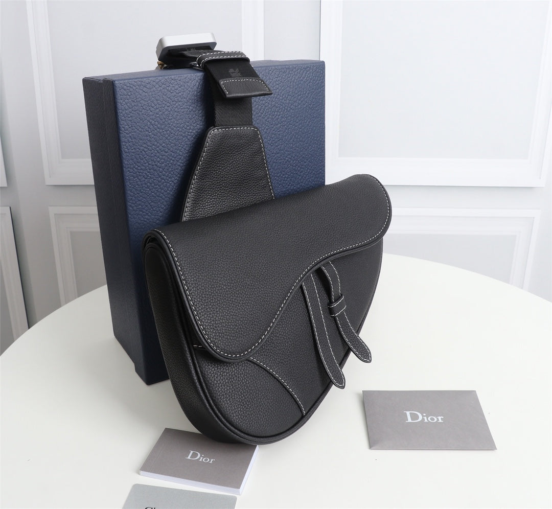 Dior 1ADPO093 Saddle Bag Black Grained Calfskin b