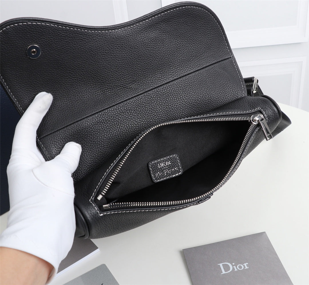 Dior 1ADPO093 Saddle Bag Black Grained Calfskin b