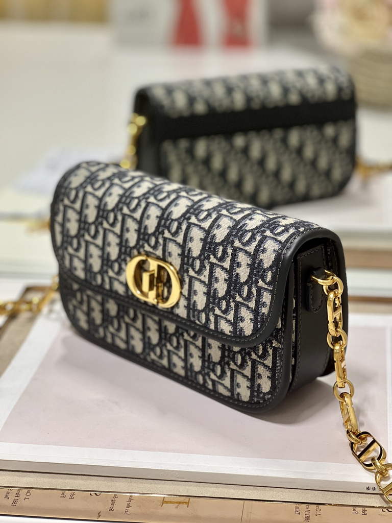 Dior 30 Montaigne Avenue Bag M9260 Blue Oblique Jacquard