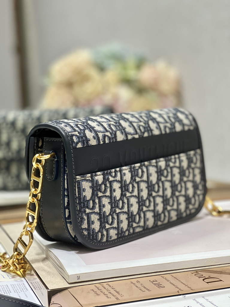 Dior 30 Montaigne Avenue Bag M9260 Blue Oblique Jacquard