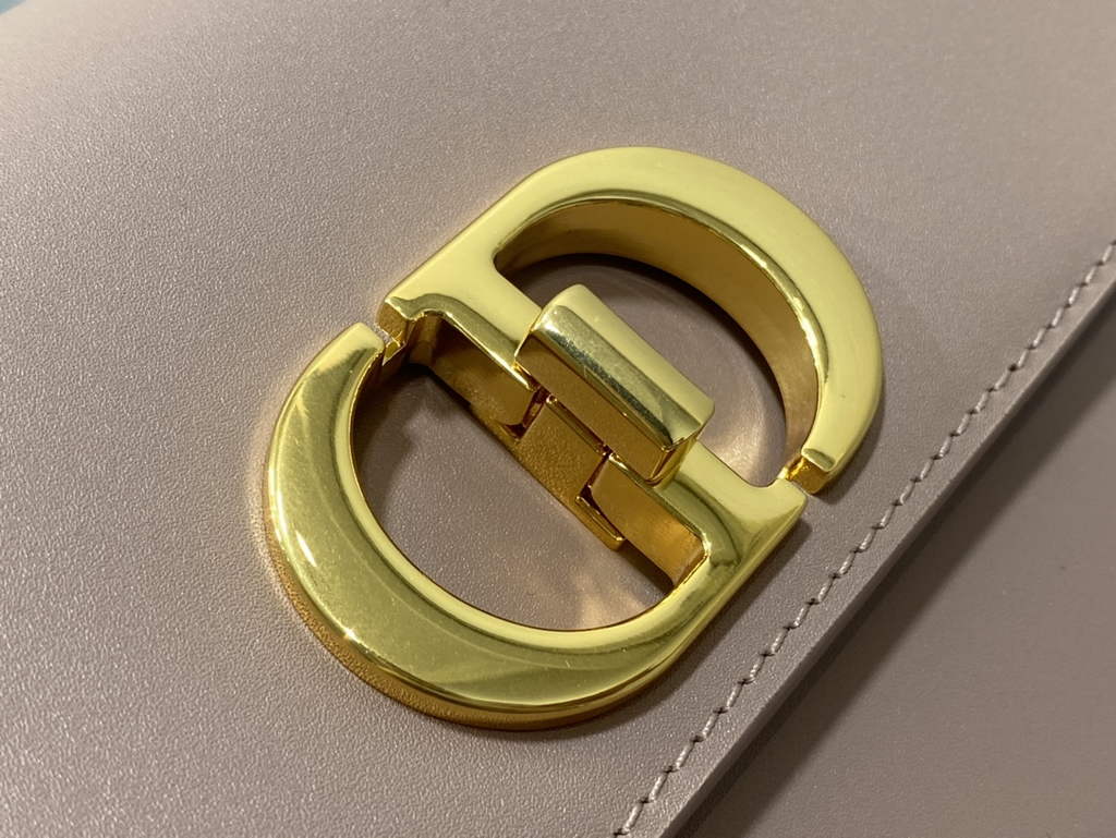 Dior 30 Montaigne Avenue Bag M9260 Light Pink Box Calfskin - Default Title - View 3