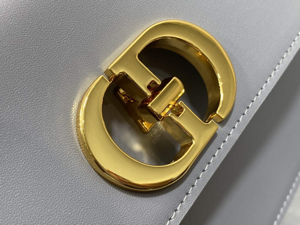 Dior 30 Montaigne Avenue Bag M9260 Gray Box Calfskin