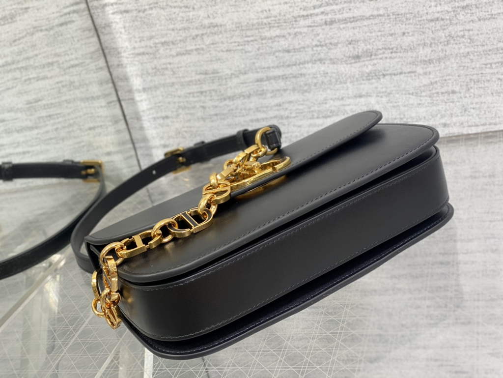 Dior 30 Montaigne Avenue Bag M9260 Black Box Calfskin