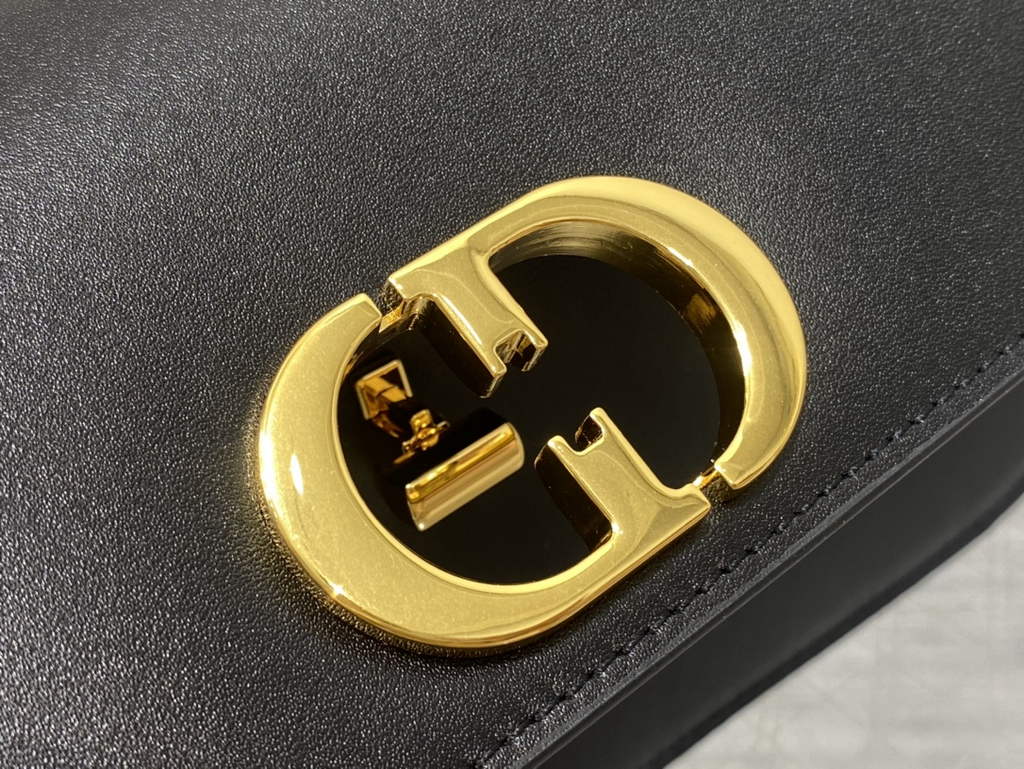 Dior 30 Montaigne Avenue Bag M9260 Black Box Calfskin
