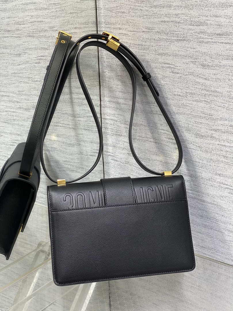 Dior 30 Montaigne Bag M9203 Black Leather