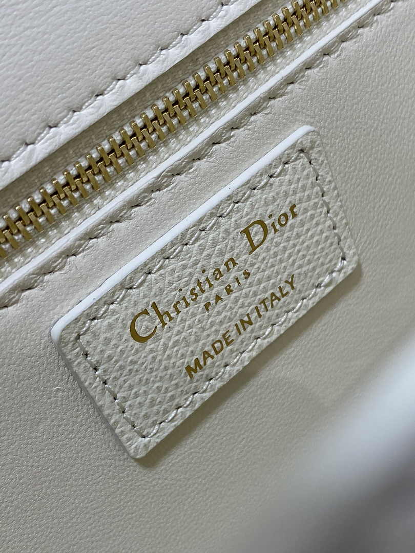 Dior 30 Montaigne Bag M9203 White Leather - Default Title - View 9