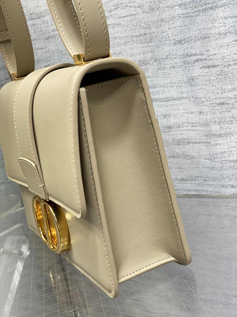 Dior 30 Montaigne Bag Apricot Box Calfskin M9203