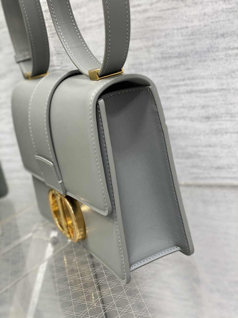Dior 30 Montaigne Bag Gray Box Calfskin M9203