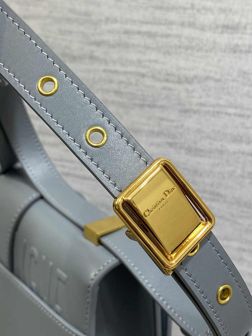 Dior 30 Montaigne Bag Blue Box Calfskin M9203