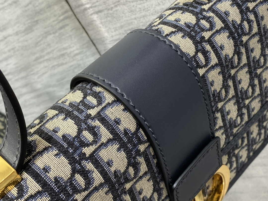 Dior 30 Montaigne Bag M9203 Blue Oblique Jacquard