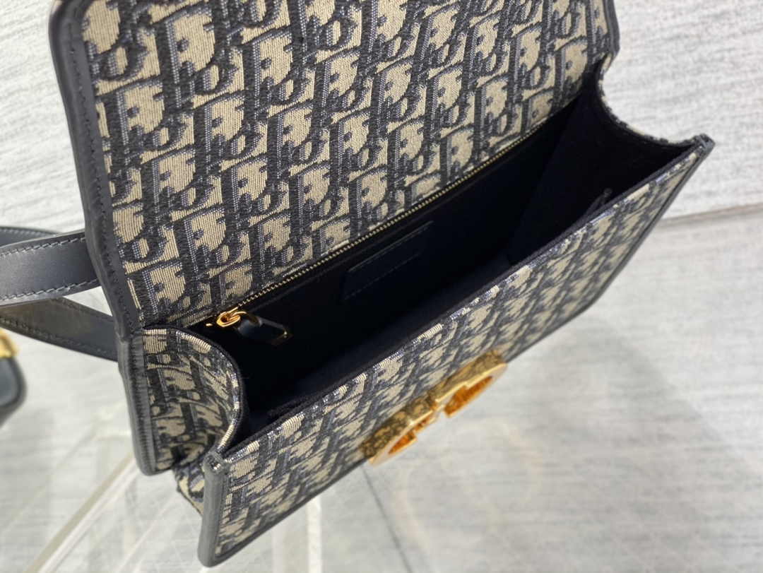 Dior 30 Montaigne Bag M9203 Blue Oblique Jacquard