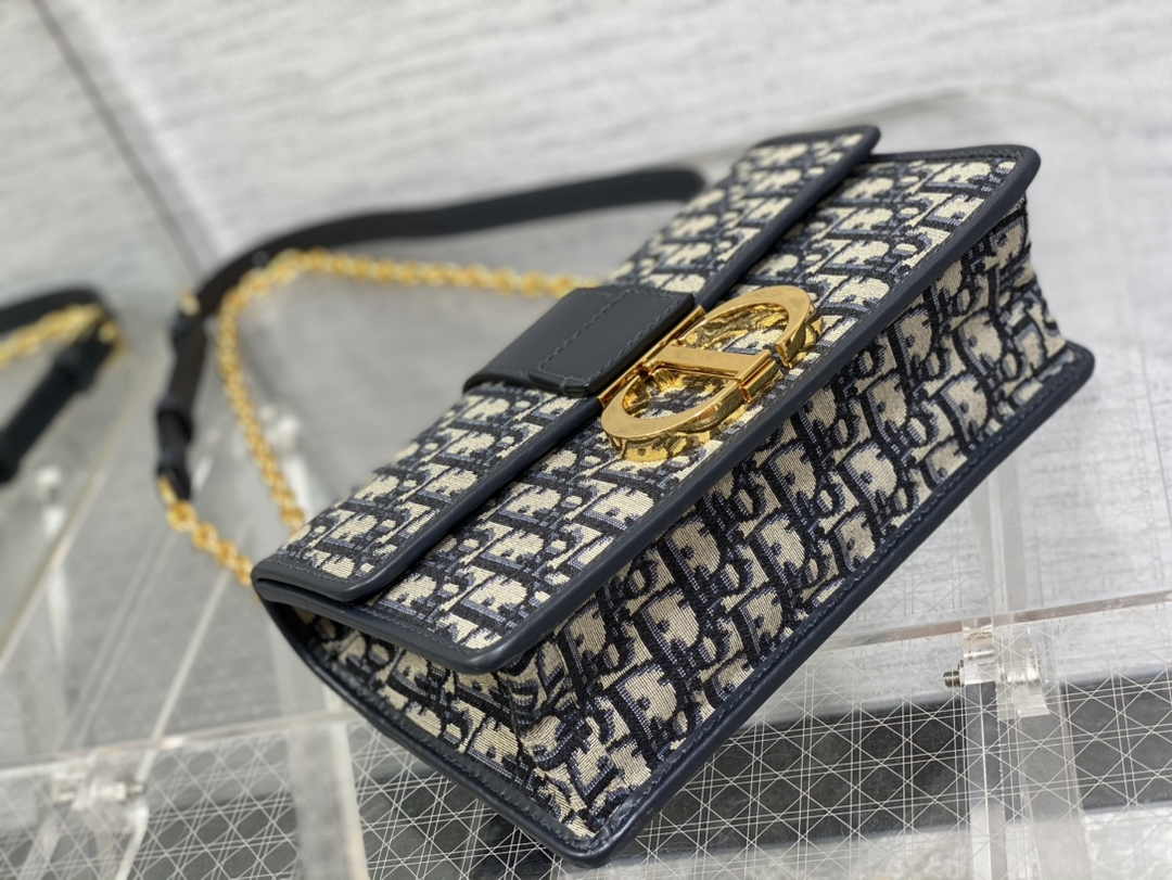 Dior 30 Montaigne Chain Bag M9208 Blue Dior Oblique Jacquard