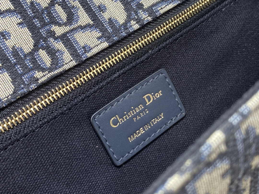 Dior 30 Montaigne Chain Bag M9208 Blue Dior Oblique Jacquard
