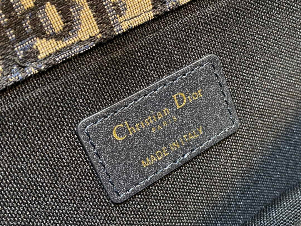 Dior 30 Montaigne East-West Bag with Chain Blue Oblique Jacquard