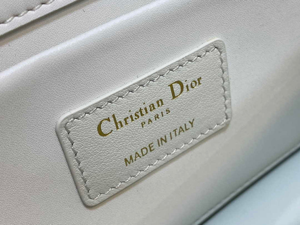 Dior 30 Montaigne East-West Bag with Chain M9334 White Calfskin