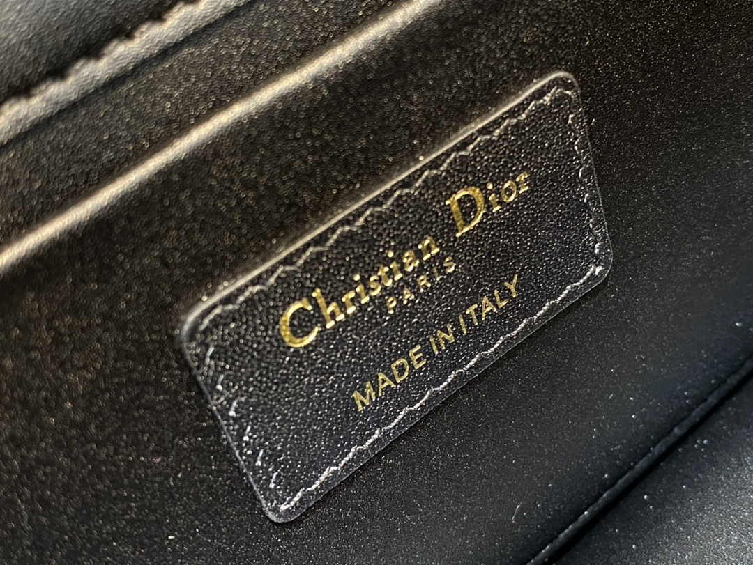 Dior 30 Montaigne East-West Bag with Chain M9334 Black Calfskin