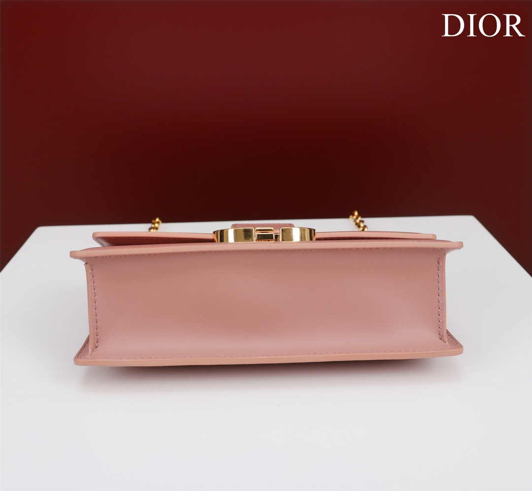 Dior 30 Montaigne East-West Bag with Chain M9334 Pink Calfskin