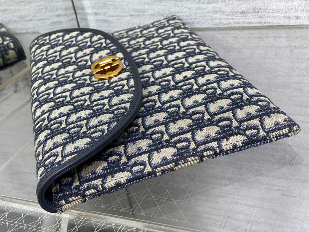 Dior 30 Montaigne Avenue Pouch with Flap Blue Oblique Jacquard S2191