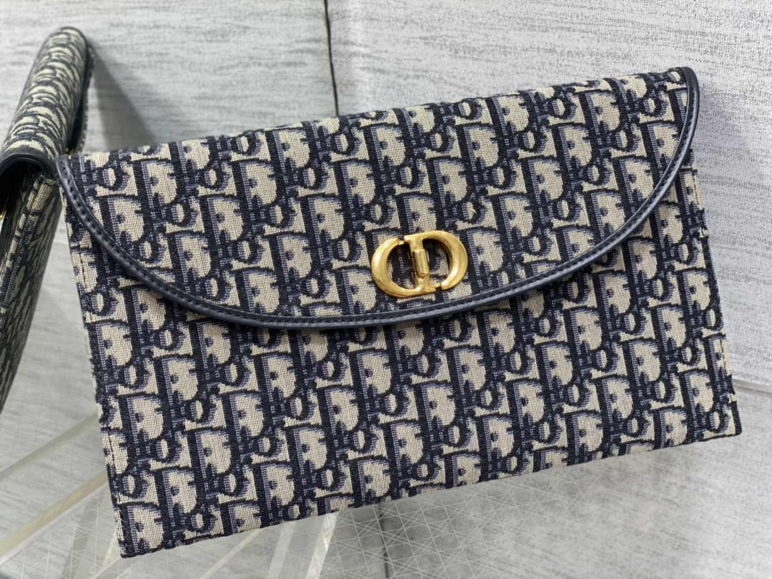 Dior 30 Montaigne Avenue Pouch with Flap Blue Oblique Jacquard S2191