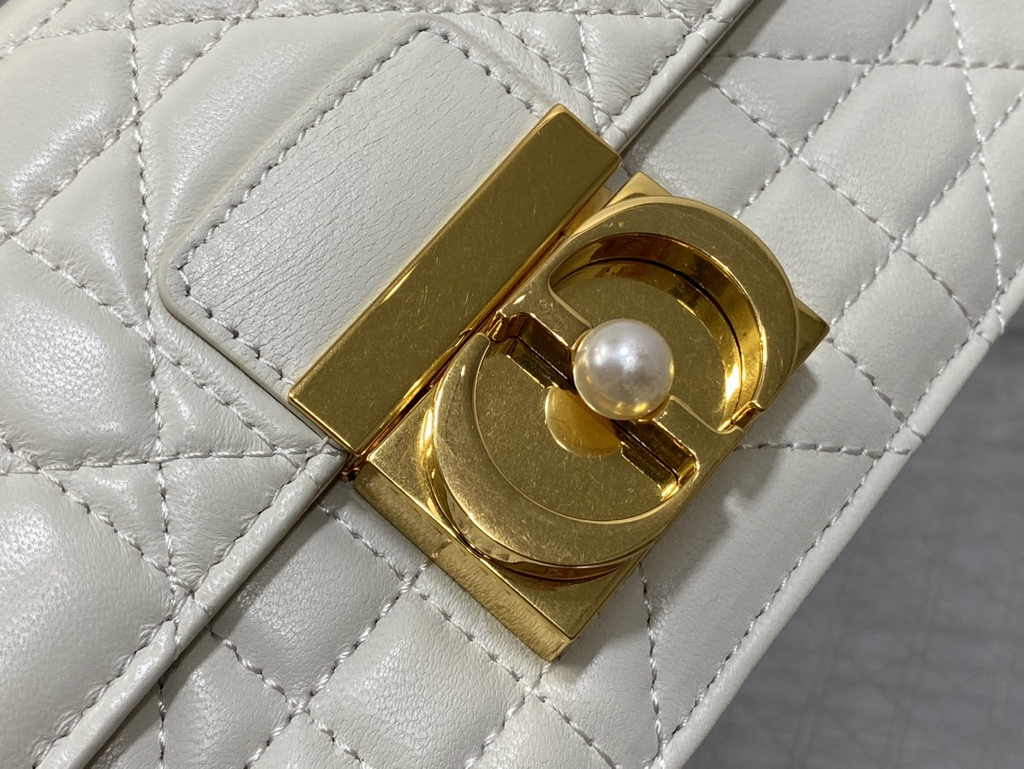 Mini Dior Ange Bag M4401 White Macrocannage Calfskin - Default Title - View 3