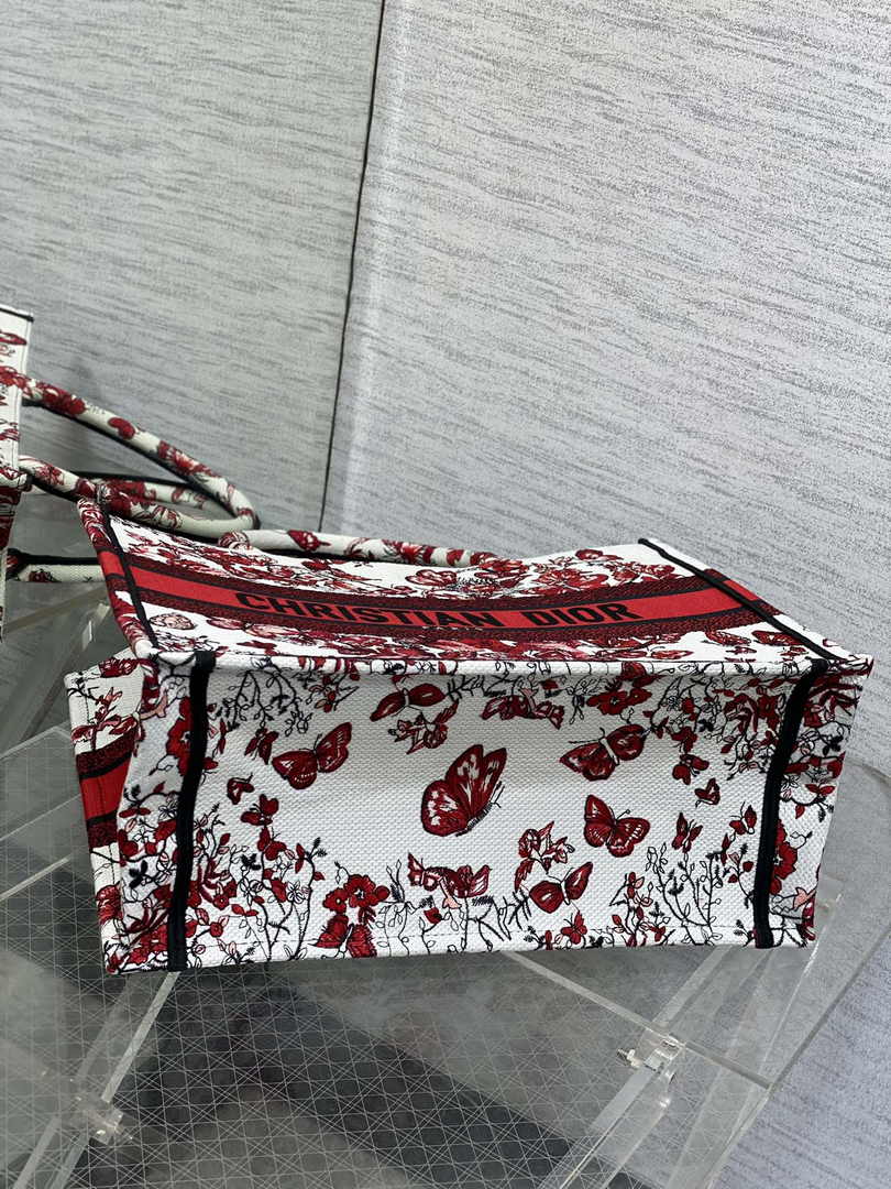 Dior Medium Book Tote M1296 Embroidery M20E3