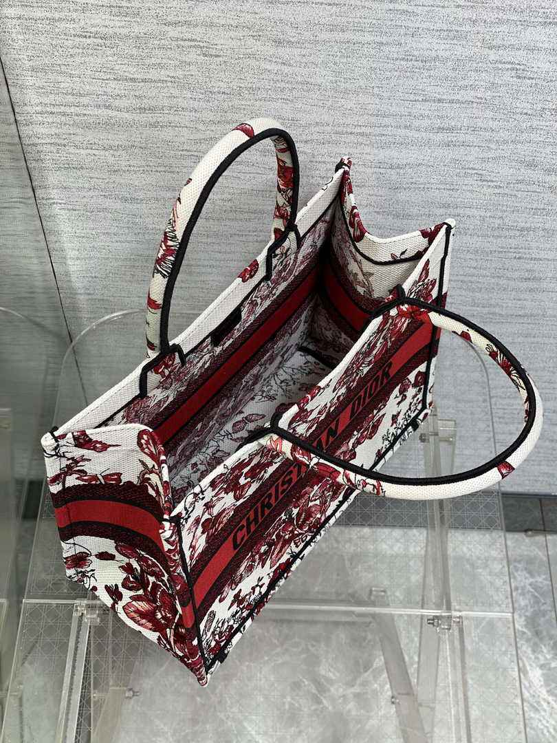 Dior Medium Book Tote M1296 Embroidery M20E3