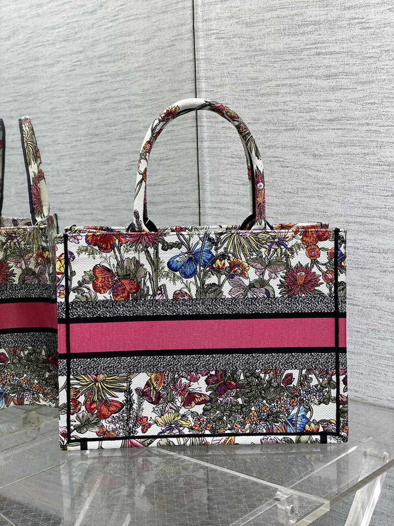 Dior Medium Book Tote M1296 Embroidery M20E4