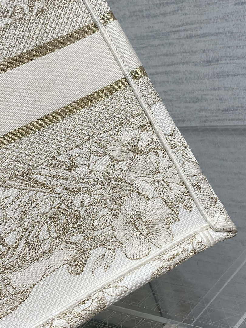 Dior Medium Book Tote M1296 Embroidery M20E5