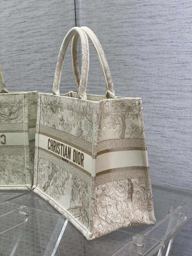 Dior Medium Book Tote M1296 Embroidery M20F0