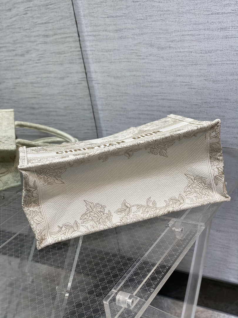 Dior Medium Book Tote M1296 Embroidery M20F0