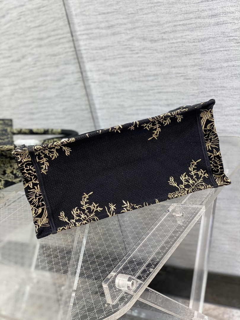 Dior Medium Book Tote M1296 Embroidery M20F1