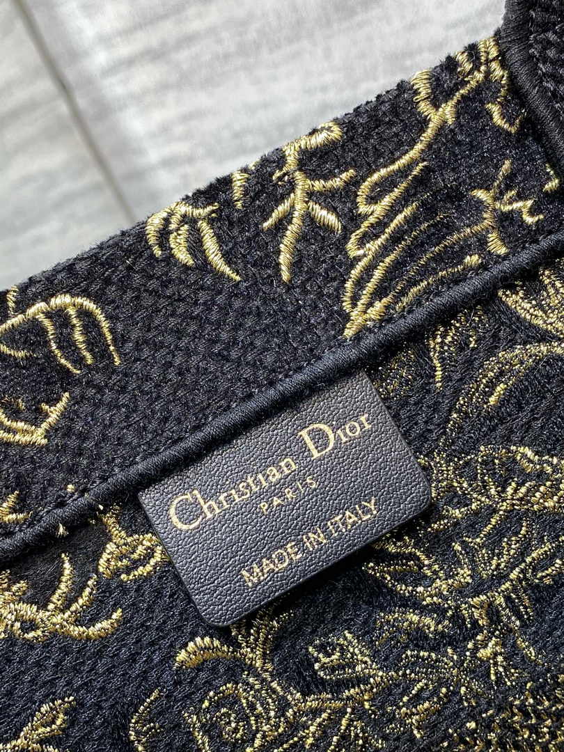 Dior Medium Book Tote M1296 Embroidery M20F1