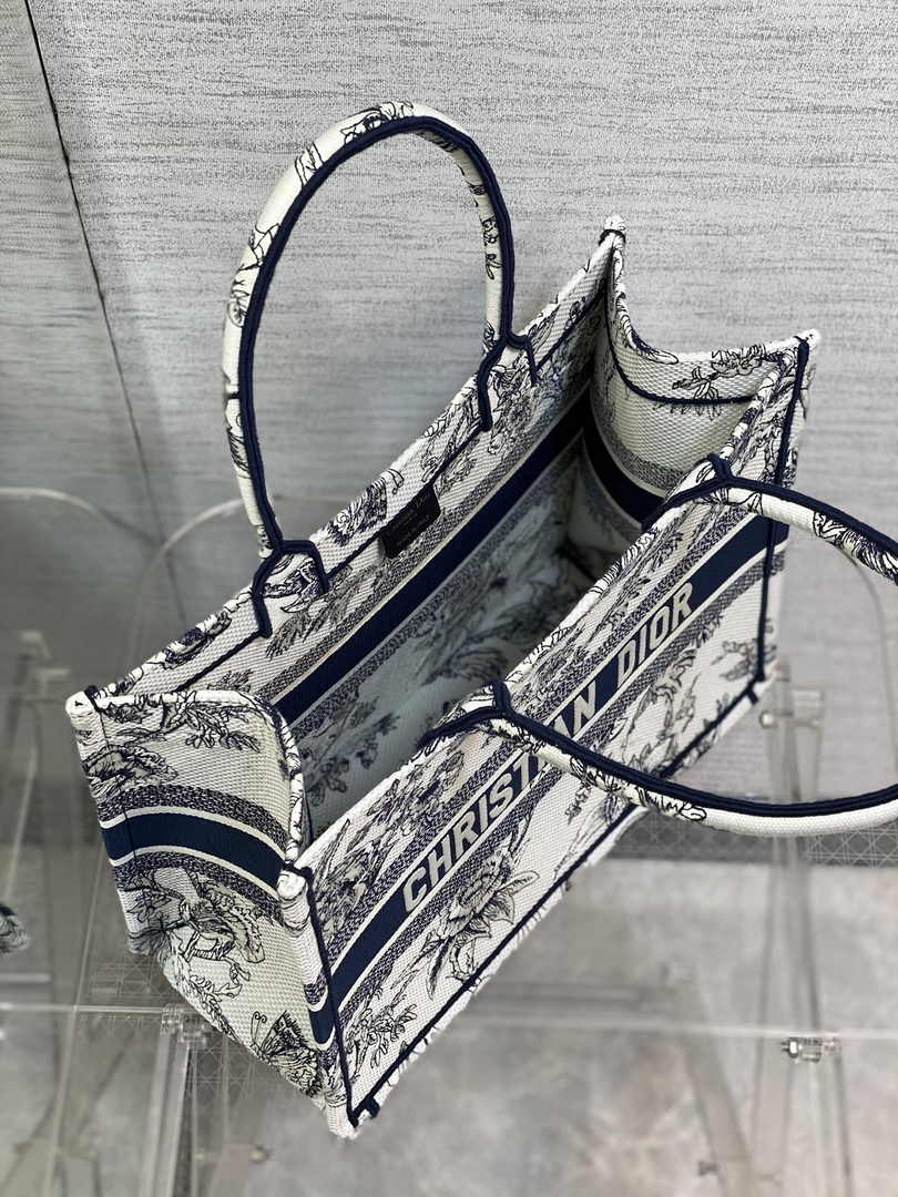 Dior Medium Book Tote M1296 Embroidery M20F3