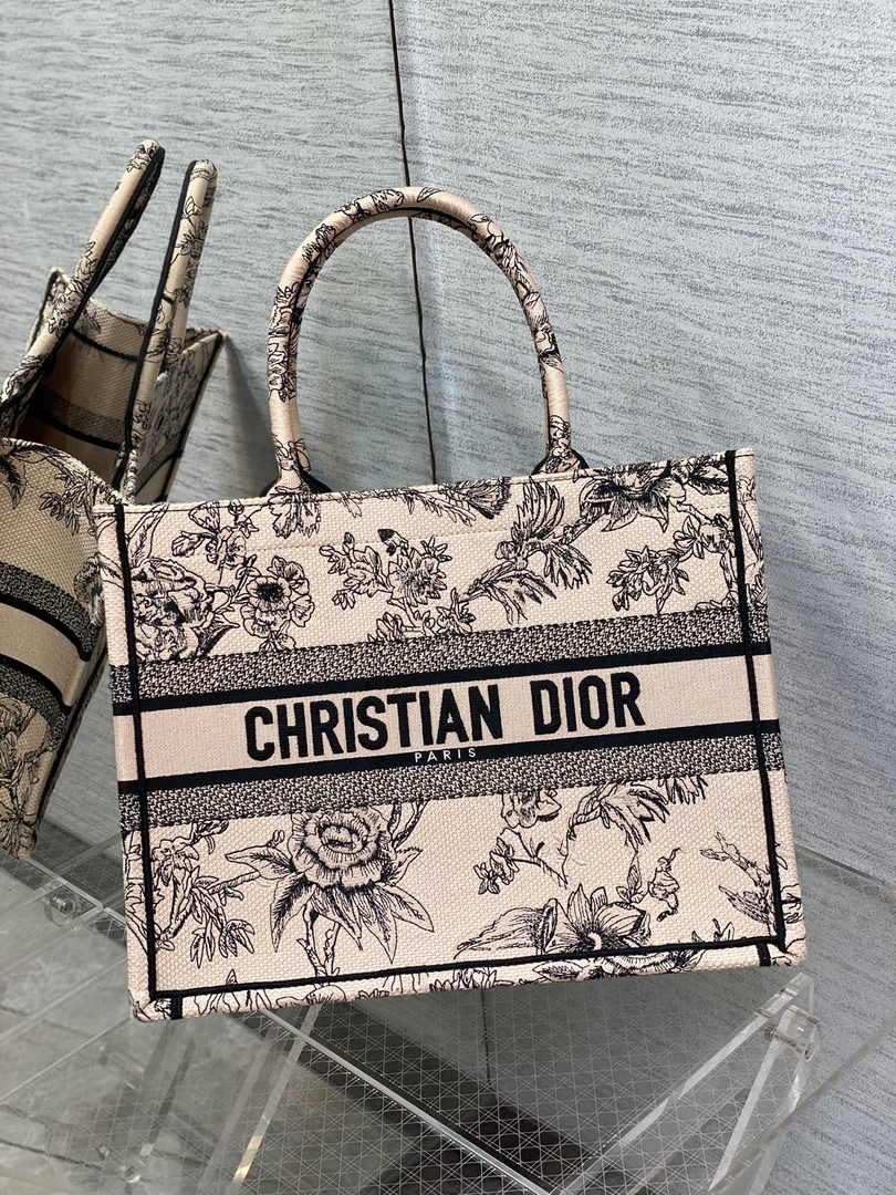 Dior Medium Book Tote M1296 Embroidery M20F5