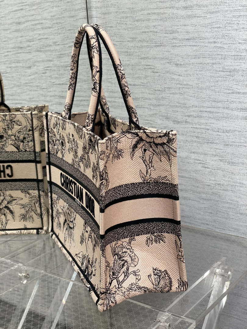 Dior Medium Book Tote M1296 Embroidery M20F5