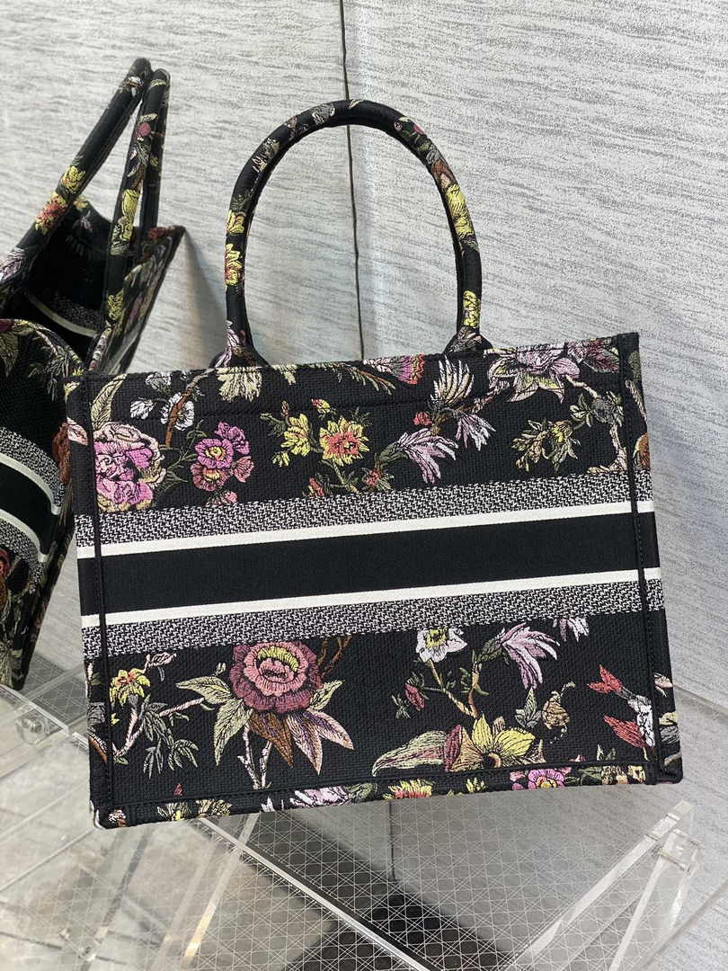 Dior Medium Book Tote M1296 Embroidery M20F6