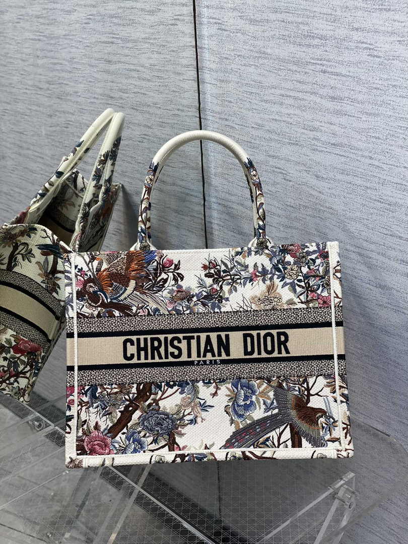 Dior Medium Book Tote M1296 Embroidery M20F8
