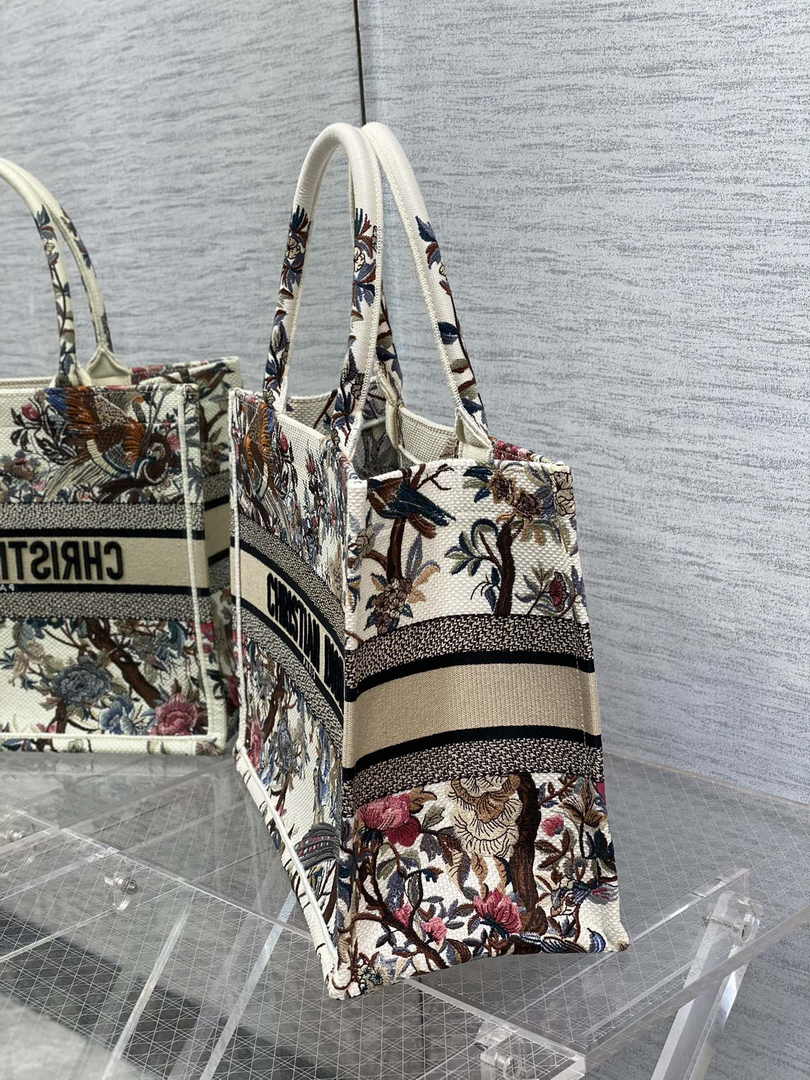 Dior Medium Book Tote M1296 Embroidery M20F8