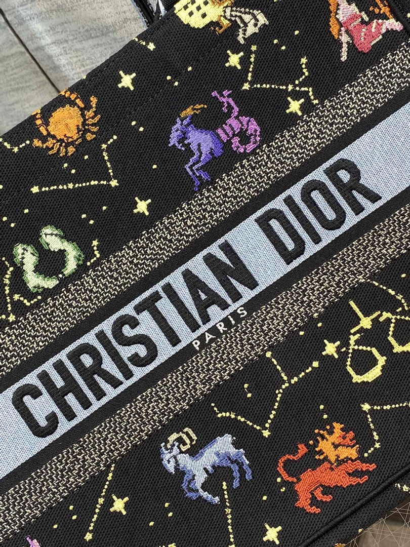 Dior Medium Book Tote M1296 Embroidery M20G0