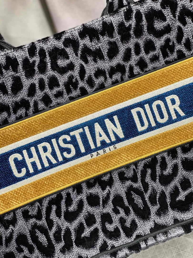 Medium Dior Book Tote M1296 Gray Multicolor Mizza Embroidery