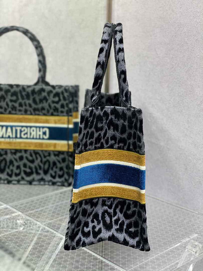 Medium Dior Book Tote M1296 Gray Multicolor Mizza Embroidery