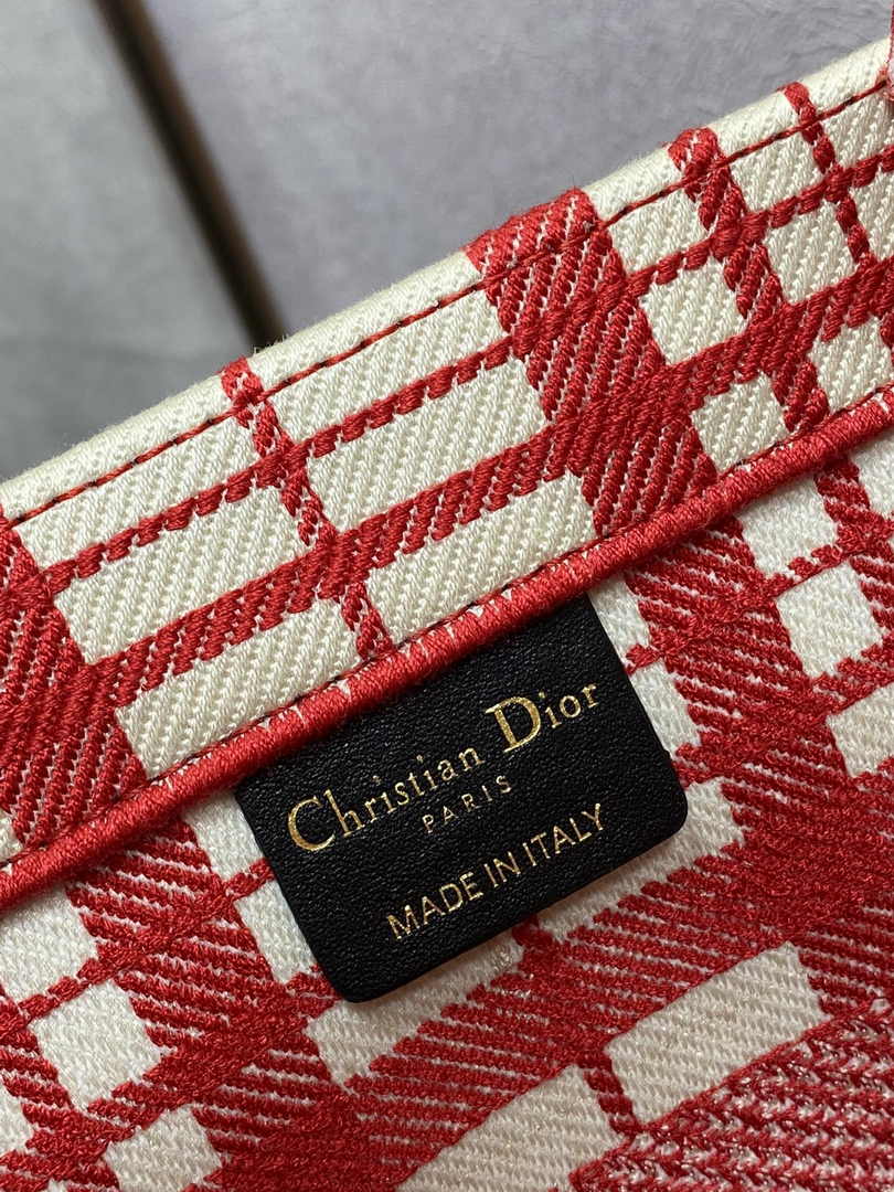 Dior Medium Book Tote M1296 Embroidery M20H7