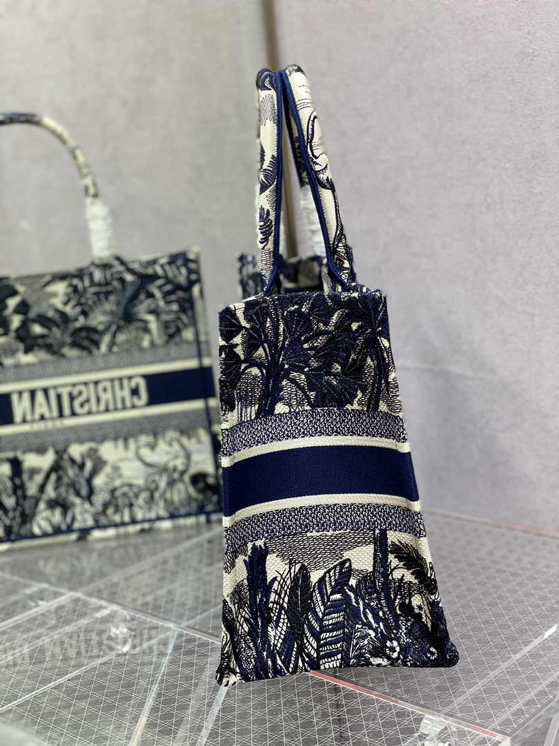 Dior Medium Book Tote M1296 Embroidery M20M2