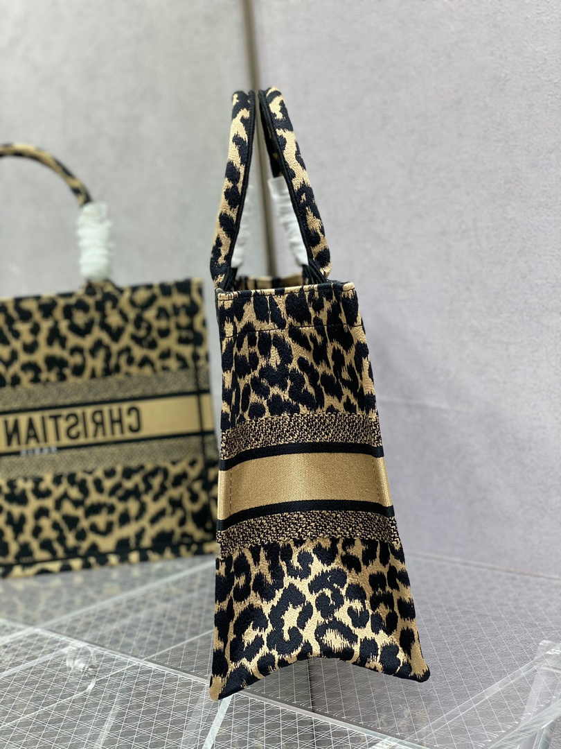 Dior Medium Book Tote M1296 Beige Multicolor Mizza Embroidery