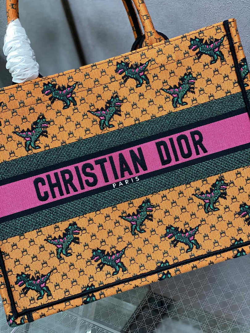 Dior Medium Book Tote M1296 Embroidery M20M7