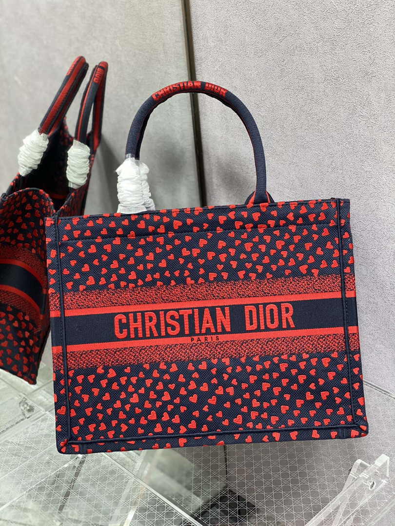 Dior Medium Book Tote M1296 Embroidery M20M5