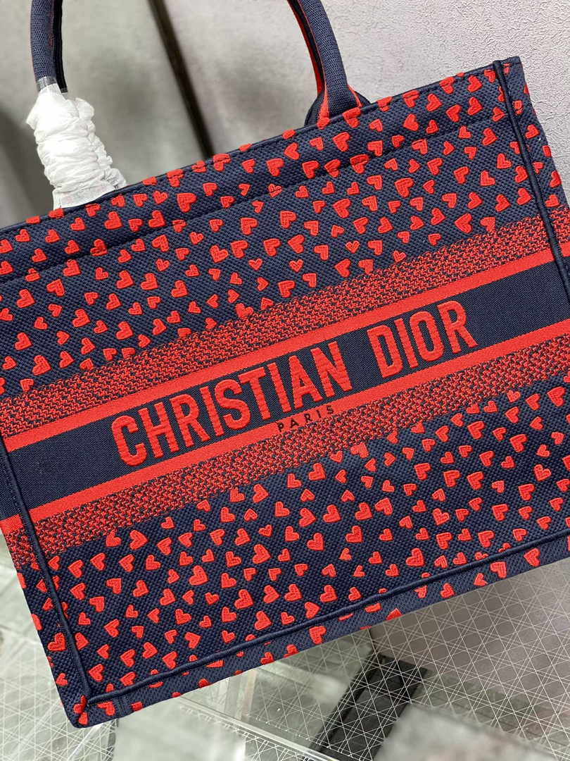 Dior Medium Book Tote M1296 Embroidery M20M5