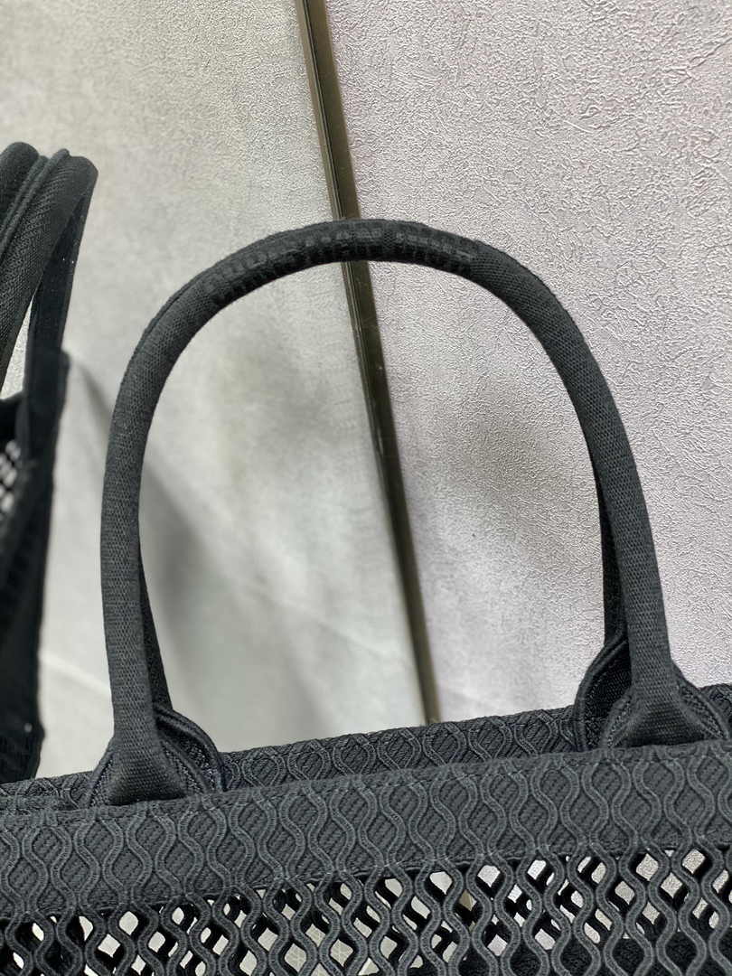 Dior Medium Book Tote M1296 Embroidery M20T1